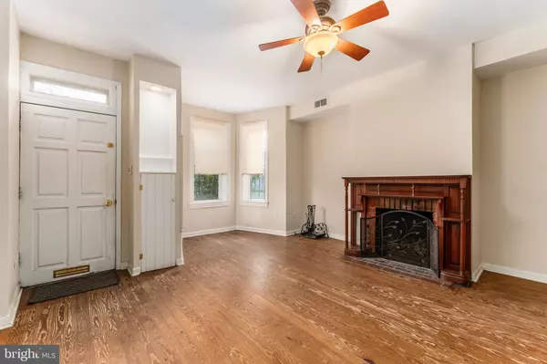 Washington, DC 20003,1436 E ST SE