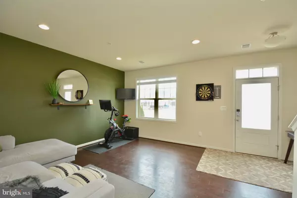 Clarksburg, MD 20871,22305 BROADWAY AVE