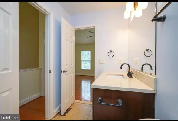 Germantown, MD 20874,13513 NIAGARA FALLS