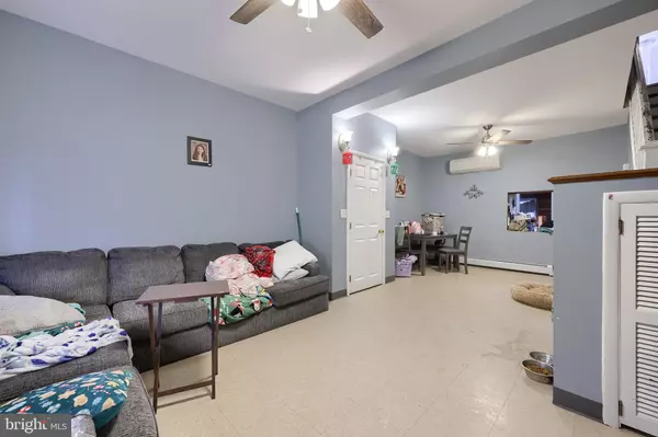 Reading, PA 19605,3416 KUTZTOWN RD