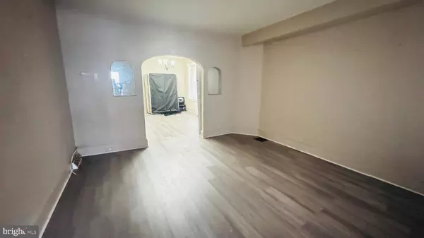 Darby, PA 19023,104 S 3RD ST