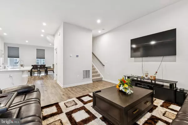 Dumfries, VA 22026,1697 BEECH LEAF ST