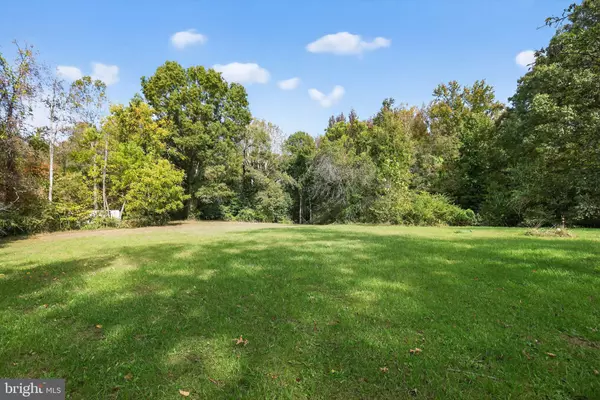 La Plata, MD 20646,7532 BUMPY OAK RD