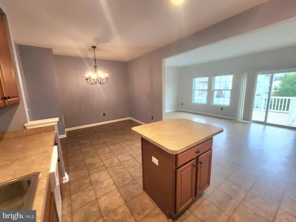 Smyrna, DE 19977,107 SUMMER DR