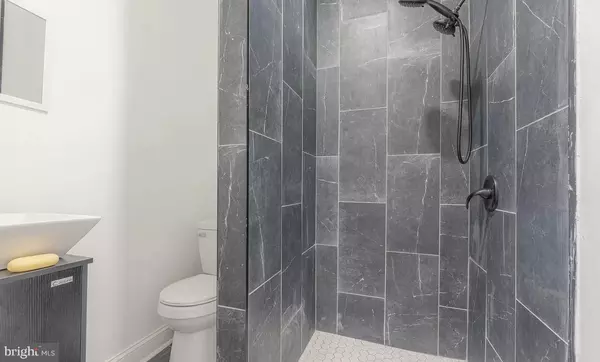 Philadelphia, PA 19104,4232 LANCASTER AVE