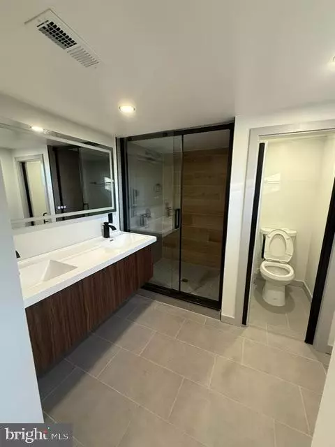 Oxon Hill, MD 20745,1125 DEVONSHIRE DR