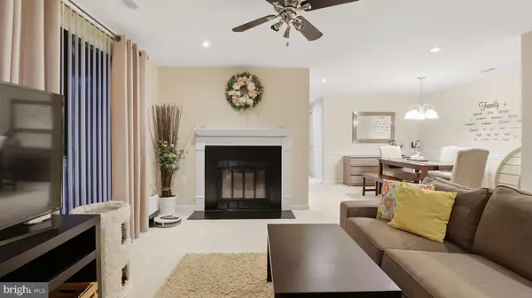 Germantown, MD 20874,13201 CHALET PL #9-202