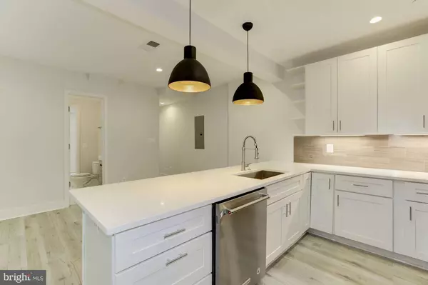 Washington, DC 20007,4008 EDMUNDS NW #6