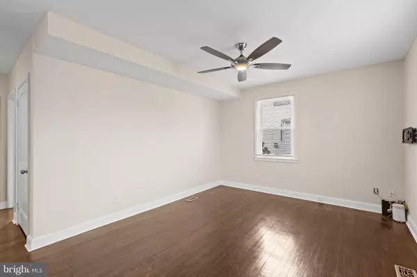 Essex, MD 21221,929 KINWAT