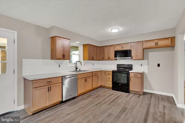 York, PA 17408,121 PAULINE AVE