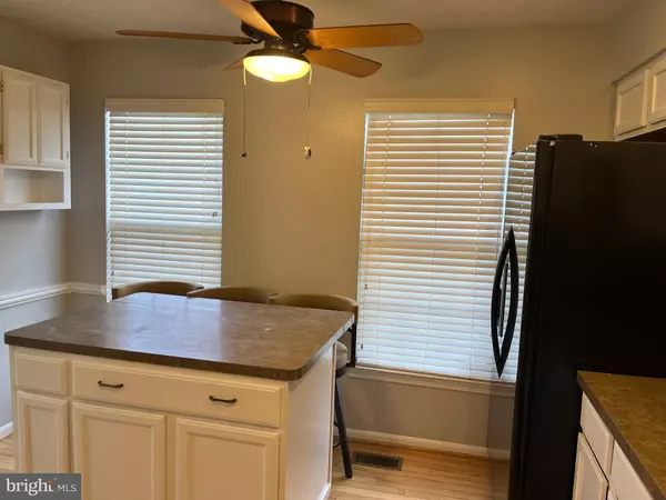 Owings Mills, MD 21117,32 ROYALTY CIR #32