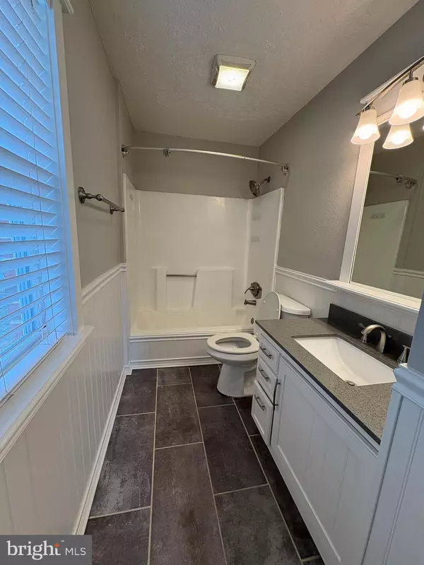 Bealeton, VA 22712,11238 TORRIE WAY #C