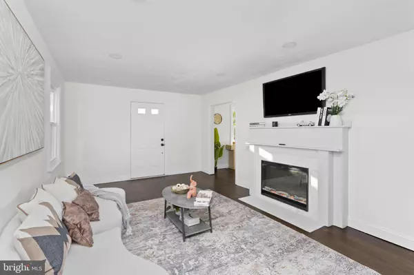 Bordentown, NJ 08620,631 US HWY 206