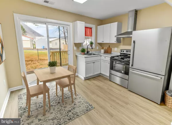 Keyser, WV 26726,28 B ST #28