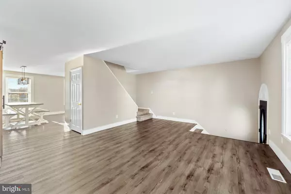 Philadelphia, PA 19154,4237 CHALFONT PL