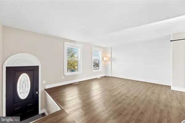 Philadelphia, PA 19154,4237 CHALFONT PL