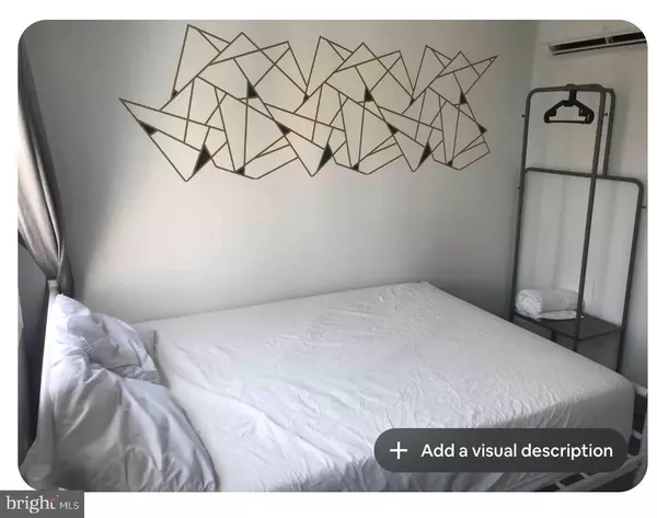 Philadelphia, PA 19133,2325 N FAWN ST