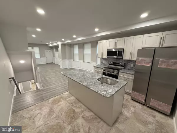 Philadelphia, PA 19141,4937 N WARNOCK ST