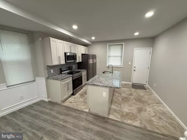 Philadelphia, PA 19141,4937 N WARNOCK ST