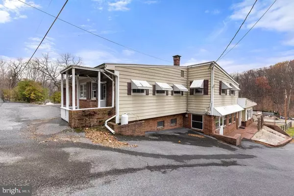 Pequea, PA 17565,367 BRIDGE VALLEY RD