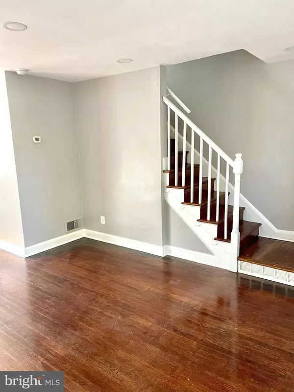 Alexandria, VA 22301,565 E NELSON AVE