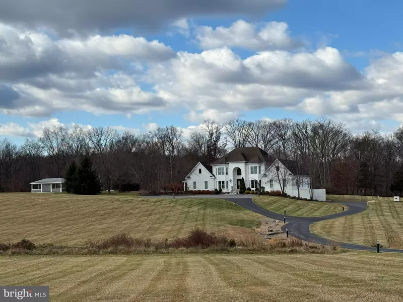 22101 EVERGREEN MILLS RD, Leesburg, VA 20175