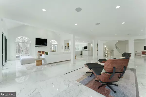 Leesburg, VA 20175,22101 EVERGREEN MILLS RD