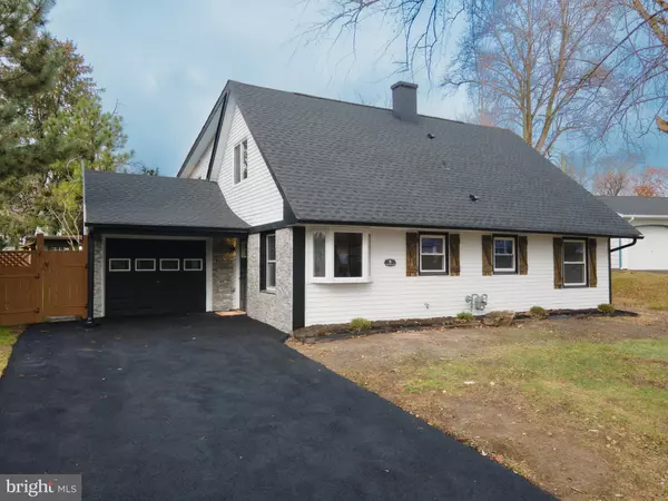 Willingboro, NJ 08046,5 PERENNIAL LN