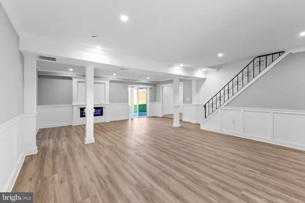 Willingboro, NJ 08046,5 PERENNIAL LN