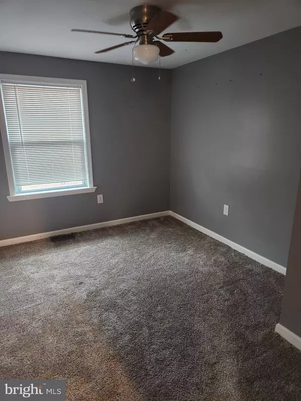 Harpers Ferry, WV 25425,51 ED TURNER DR #201