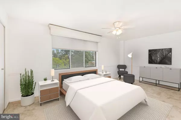 Alexandria, VA 22307,6641 WAKEFIELD DR #317