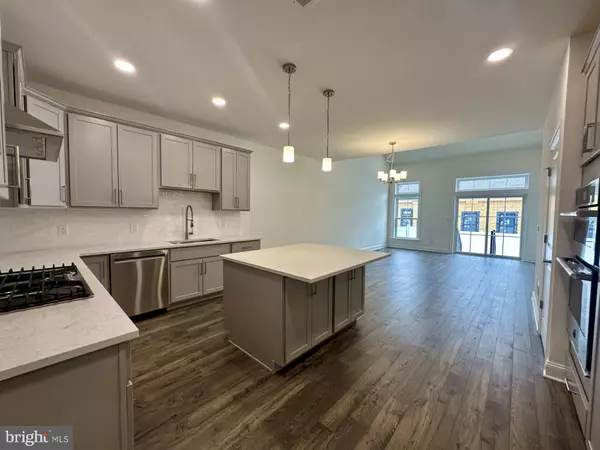 Hamilton, NJ 08690,53 KAY CHIARELLO WAY