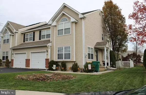 656 HONEYSUCKLE WAY, Pennsburg, PA 18073