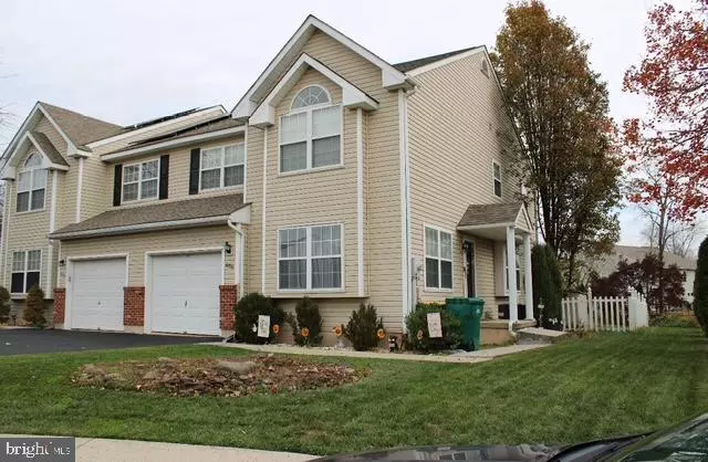 Pennsburg, PA 18073,656 HONEYSUCKLE WAY