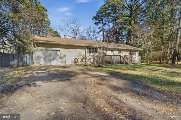 Tuckerton, NJ 08087,9 GROVE CT