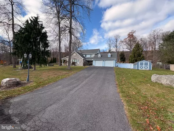 Lewistown, PA 17044,221 CLIFFSIDE DR