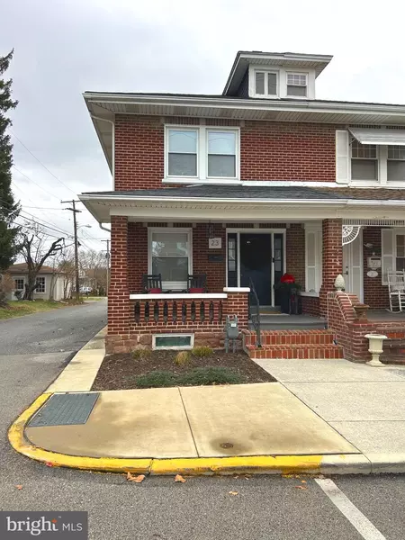 23 N SUMNER ST, York, PA 17404