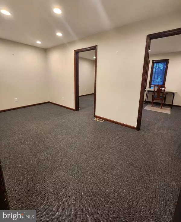 Medford, NJ 08055,180 TUCKERTON RD #8