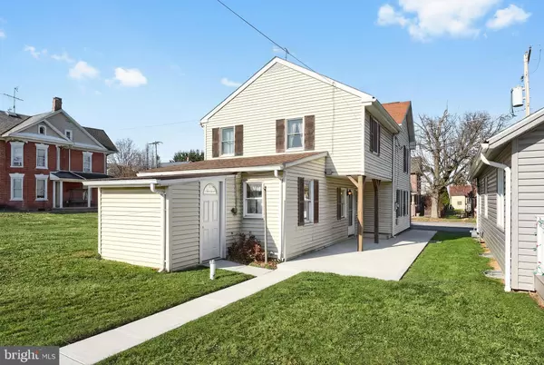 Abbottstown, PA 17301,224 W KING ST