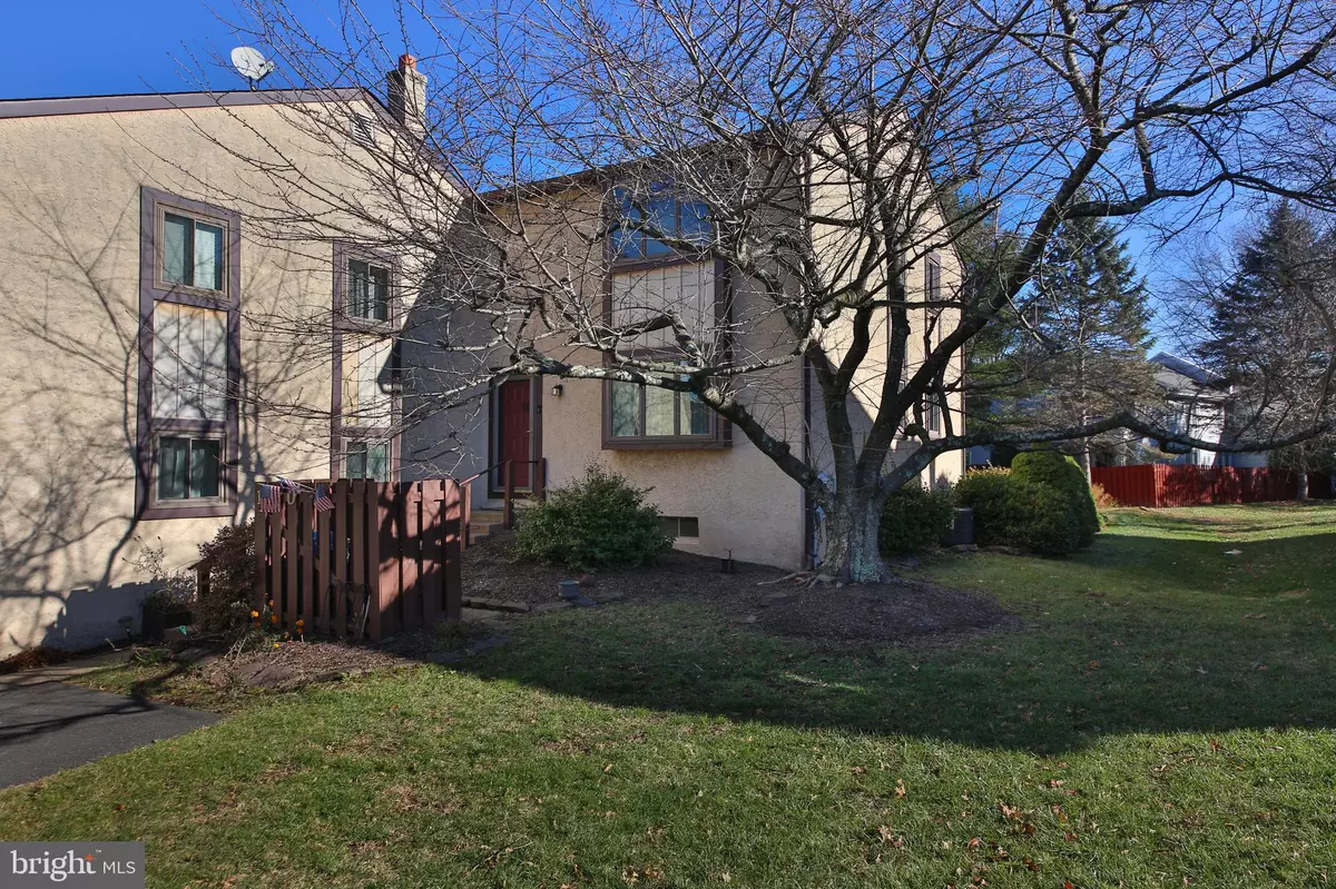 Chalfont, PA 18914,110 PALACE CT