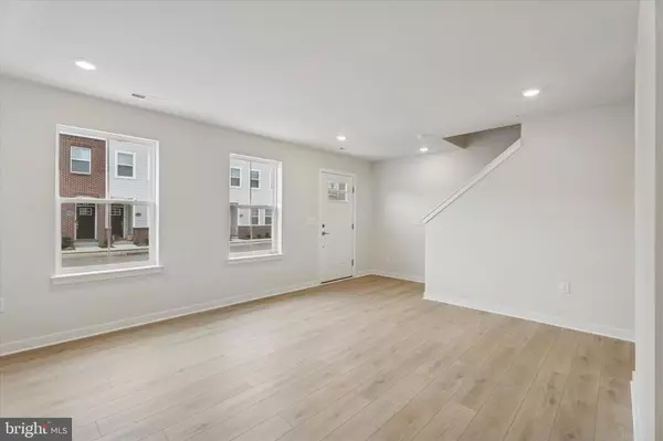 Bridgeport, PA 19405,19 E FRONT ST