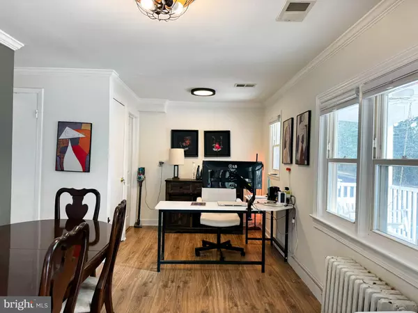 Fairfax, VA 22030,10712 WARWICK AVE