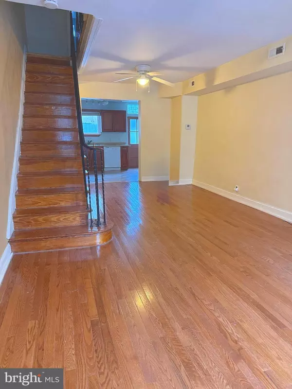 Philadelphia, PA 19147,811 EARP ST