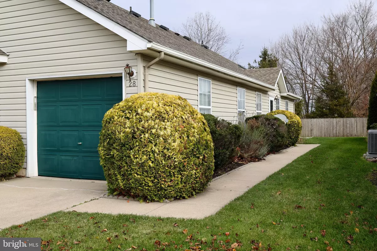 Beverly, NJ 08010,28 PALMER SQ