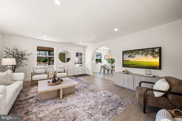 Havertown, PA 19083,11 WOODBINE RD