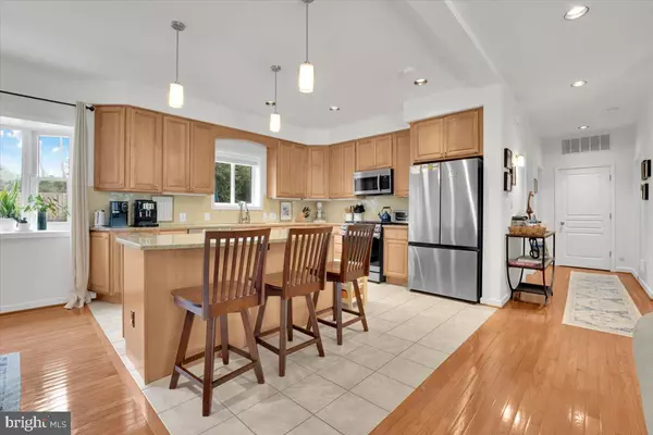 Alexandria, VA 22310,6100 LEEWOOD DR