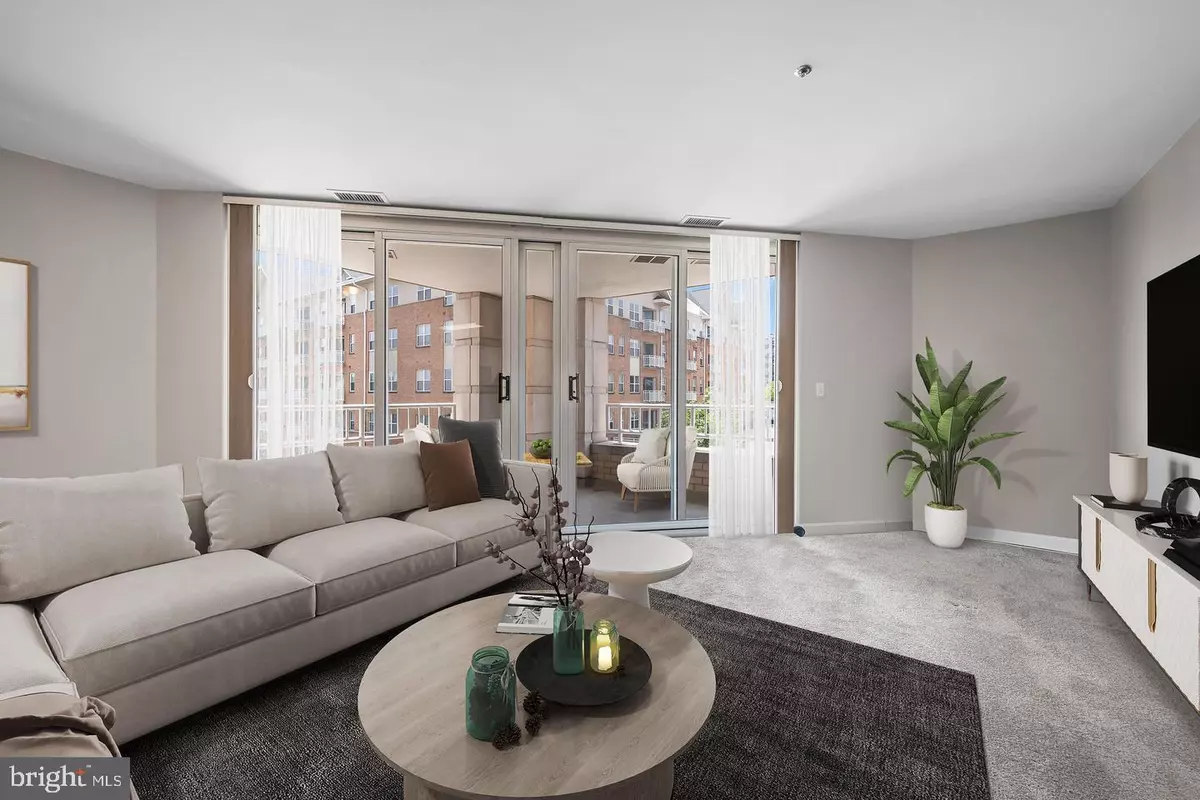 Baltimore, MD 21230,100 HARBORVIEW DR #212