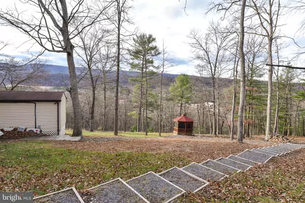 Berkeley Springs, WV 25411,547 MAWANI VILLAGE LN