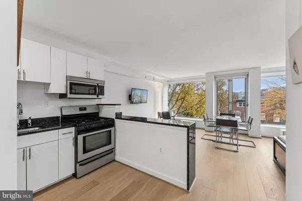 Washington, DC 20024,1101 3RD ST SW #114