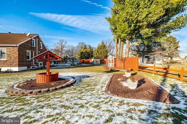 Reading, PA 19608,727 BROWNSVILLE RD